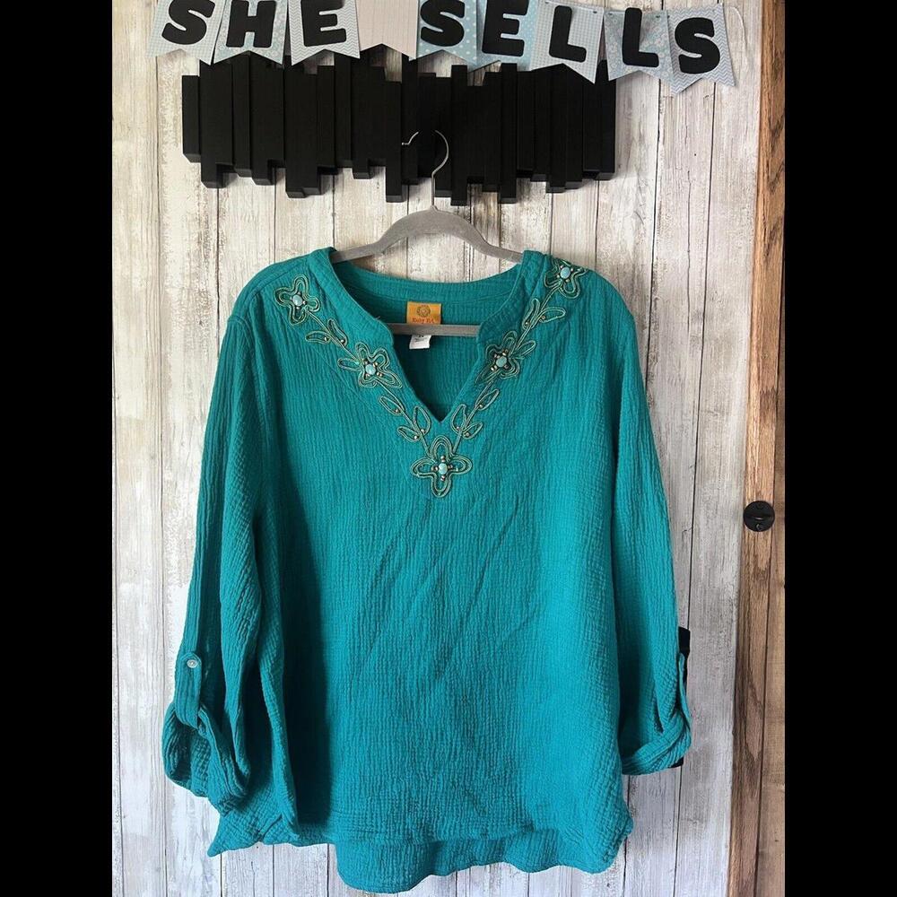 Ruby Rd. 2X Embroidered Boho Tunic‎ Top